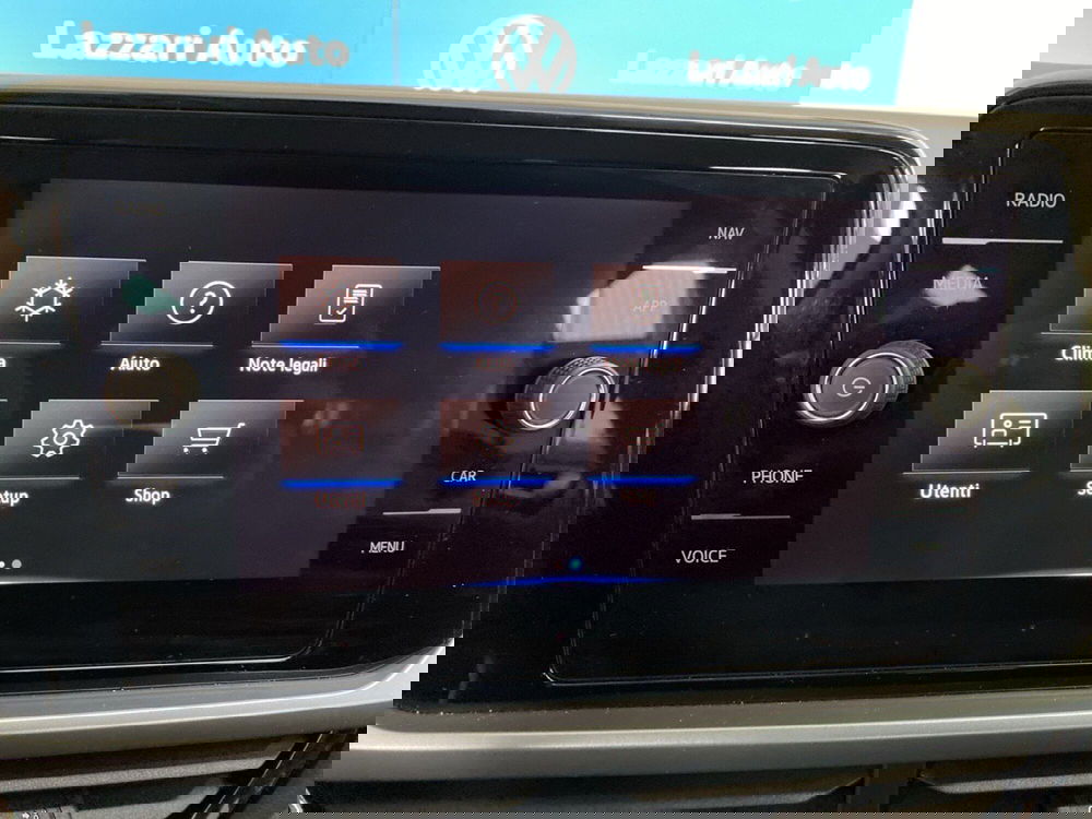 Volkswagen T-Roc usata a Lodi (14)