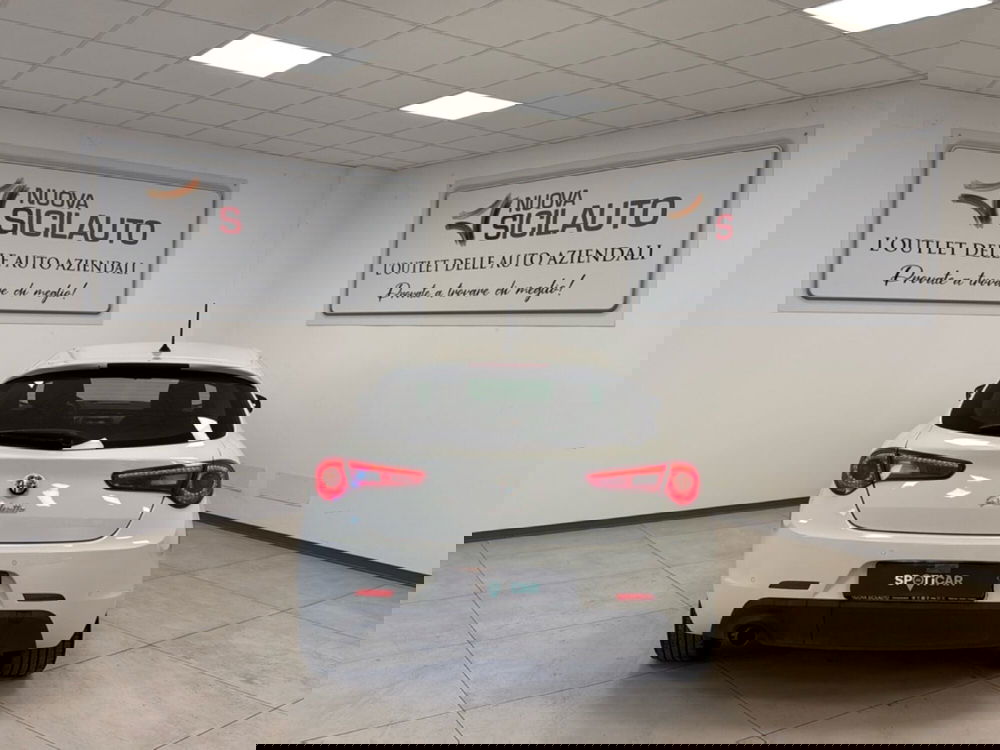 Alfa Romeo Giulietta usata a Palermo (12)