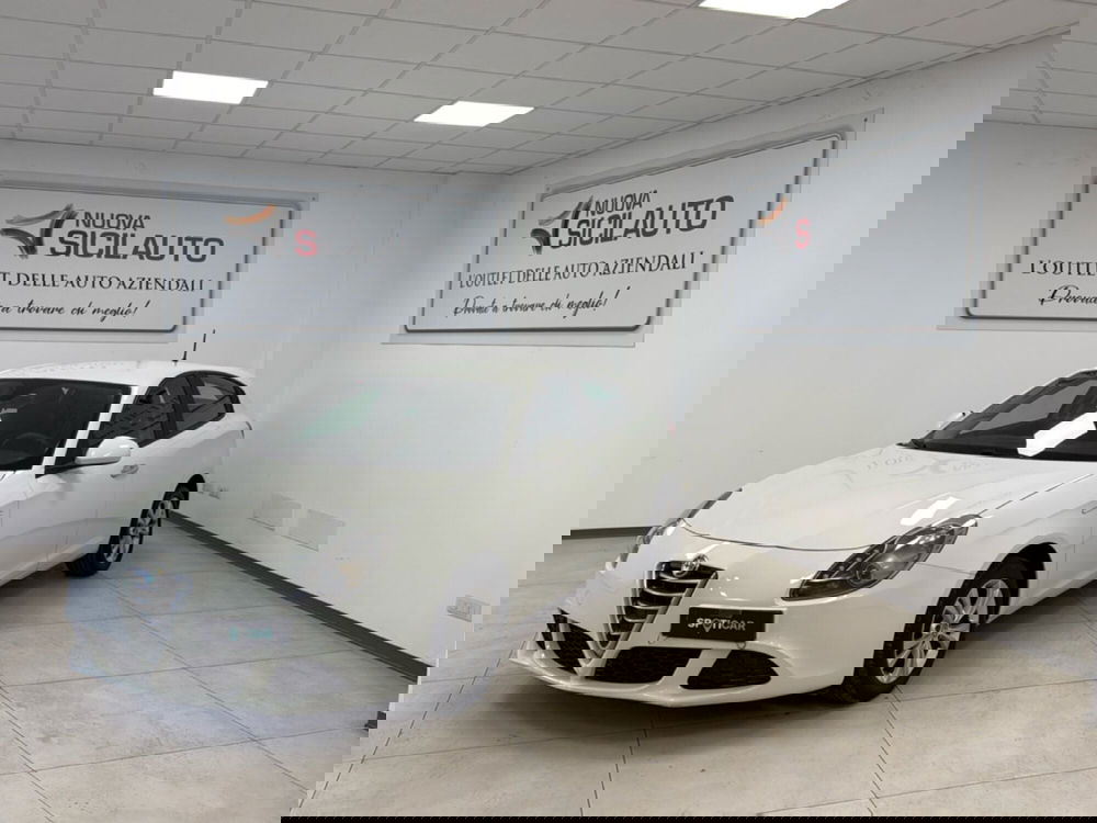 Alfa Romeo Giulietta usata a Palermo (2)