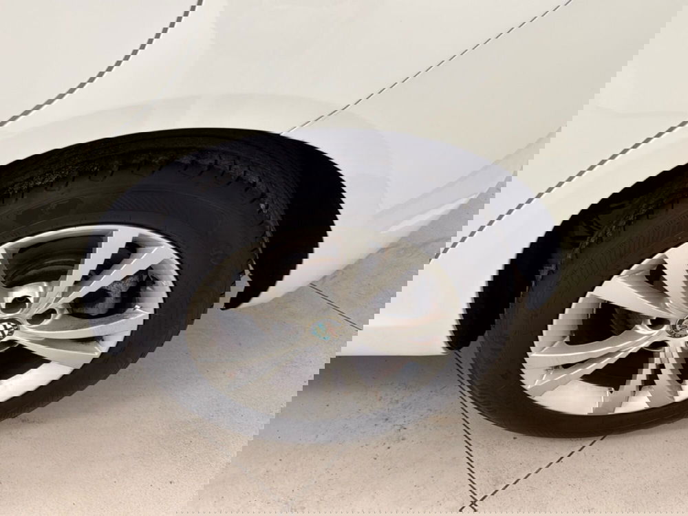 Alfa Romeo Giulietta usata a Palermo (5)