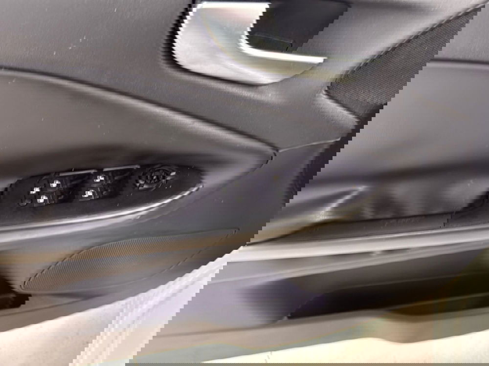 Alfa Romeo Giulietta usata a Palermo (7)