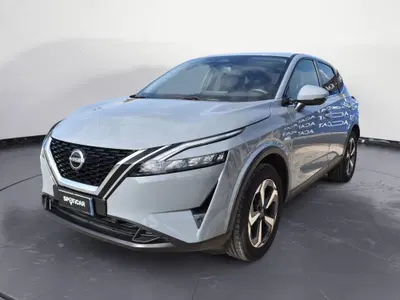 Nissan Qashqai 1.3 mhev N-Connecta 2wd 140cv nuova a Siracusa