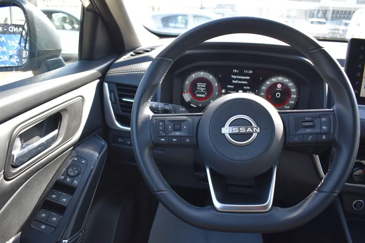 Nissan Qashqai nuova a Siracusa (12)