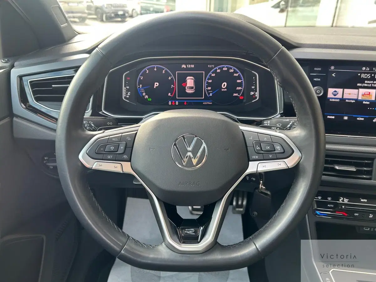 Volkswagen Taigo usata a Brescia (11)
