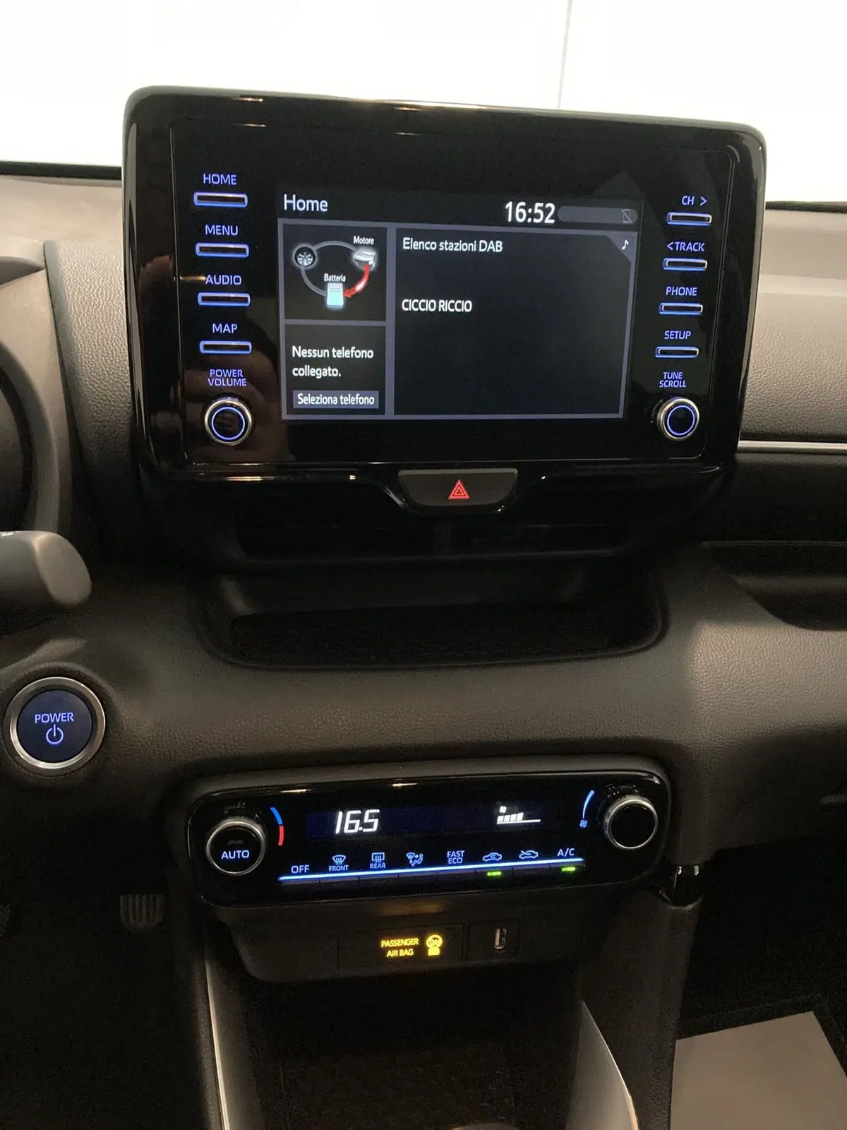 Toyota Yaris usata a Foggia (13)