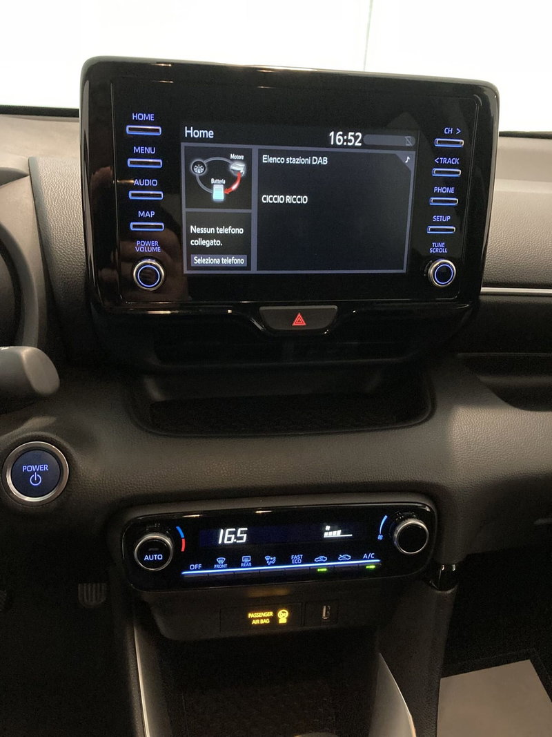 Toyota Yaris usata a Foggia (13)