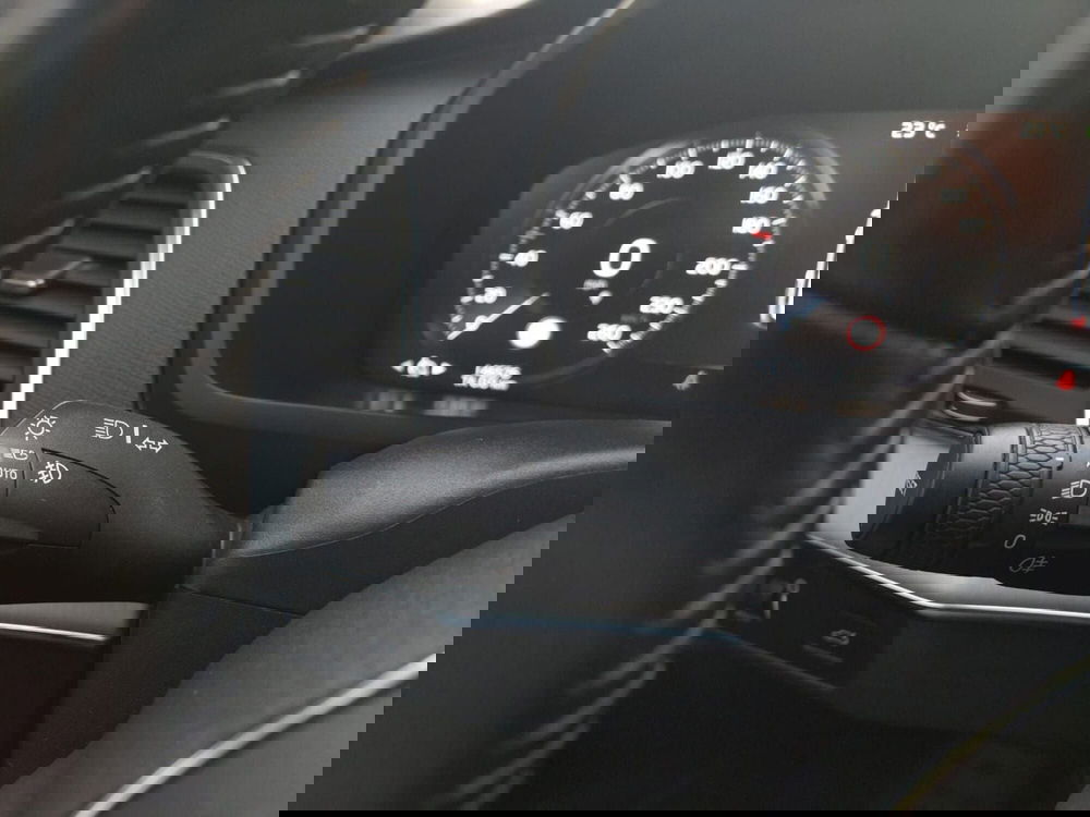 Volvo XC90 usata a Bari (14)