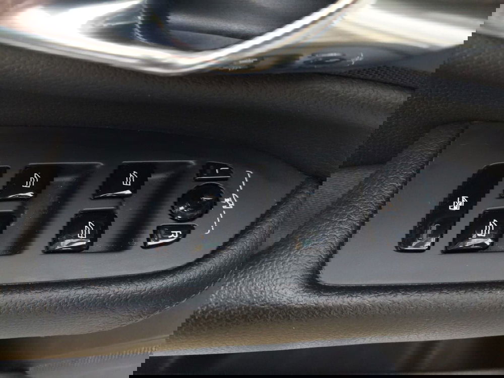 Volvo XC90 usata a Bari (17)