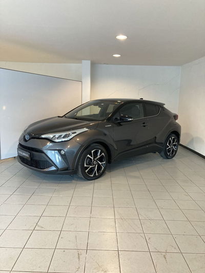 Toyota Toyota C-HR 2.0 Hybrid E-CVT Trend del 2019 usata a Barletta