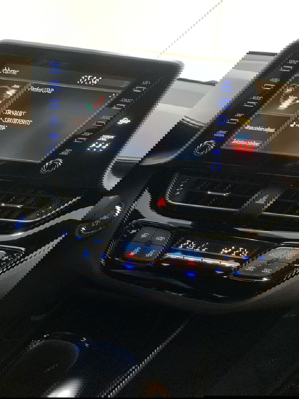 Toyota Toyota C-HR usata a Barletta-Andria-Trani (14)