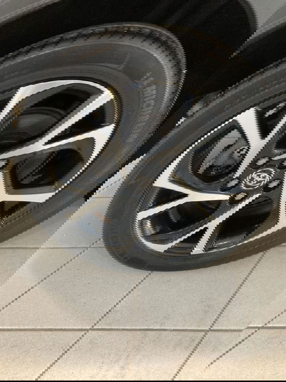 Toyota Toyota C-HR usata a Barletta-Andria-Trani (20)