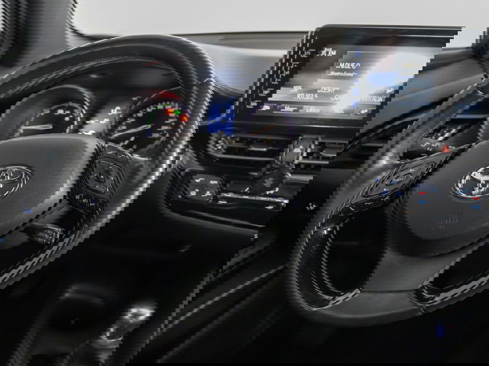 Toyota Toyota C-HR usata a Foggia (10)