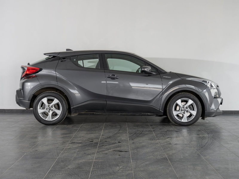 Toyota Toyota C-HR usata a Foggia (14)