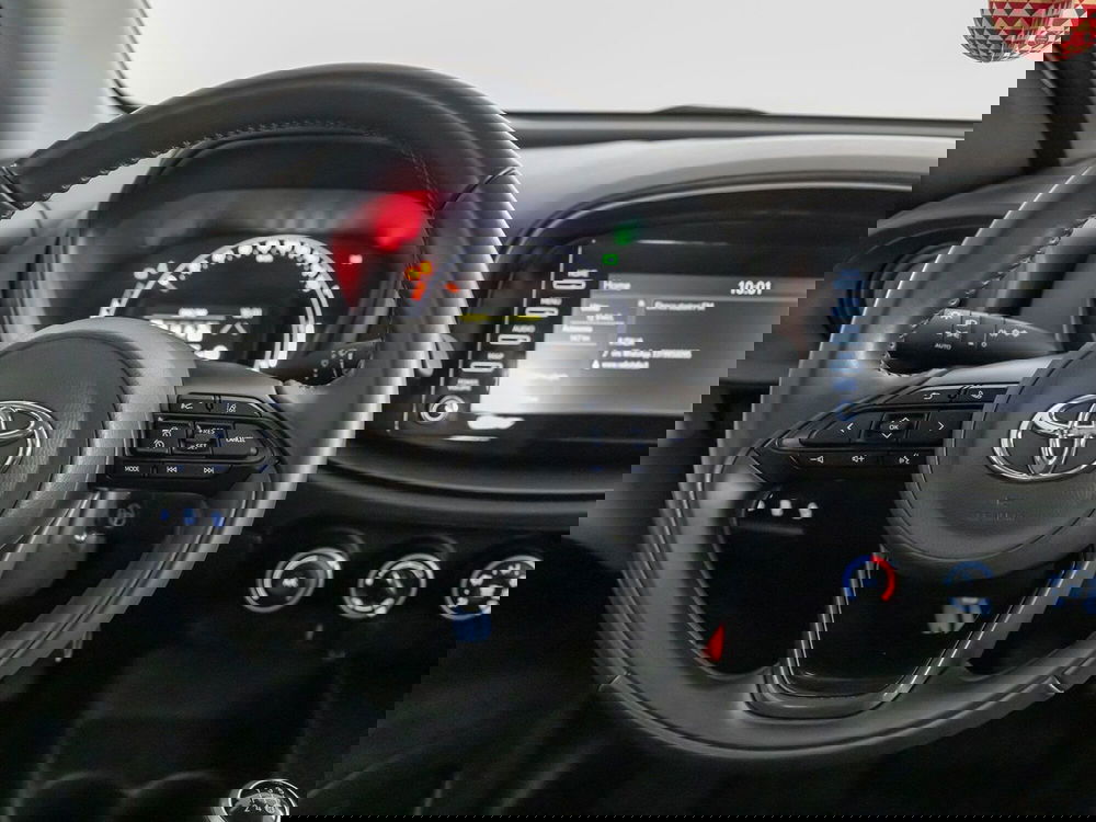 Toyota Aygo X usata a Foggia (10)