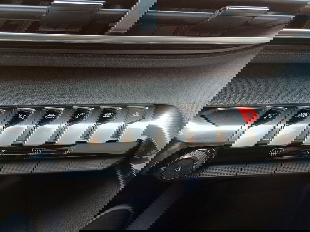 Peugeot 3008 usata a Modena (16)