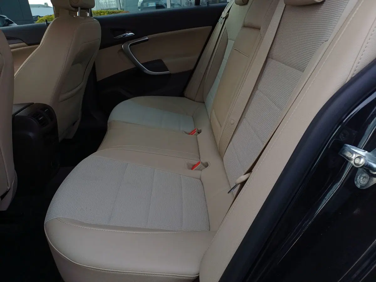 Opel Insignia usata a Modena (12)