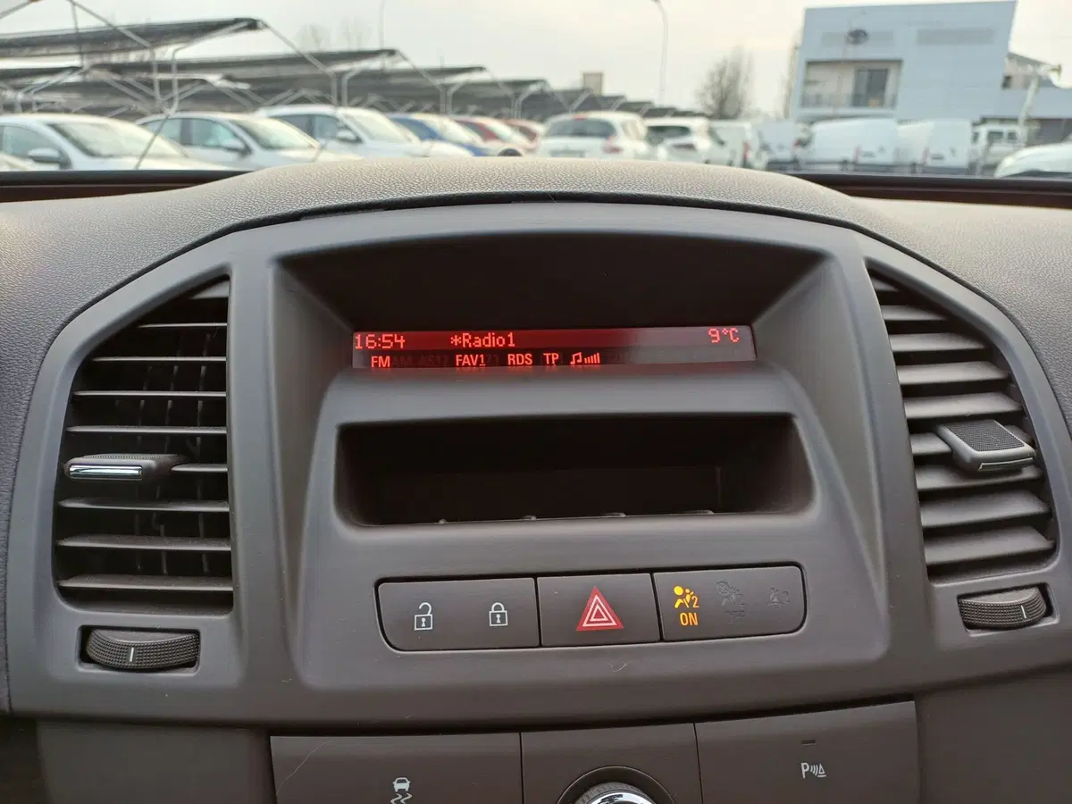 Opel Insignia usata a Modena (17)