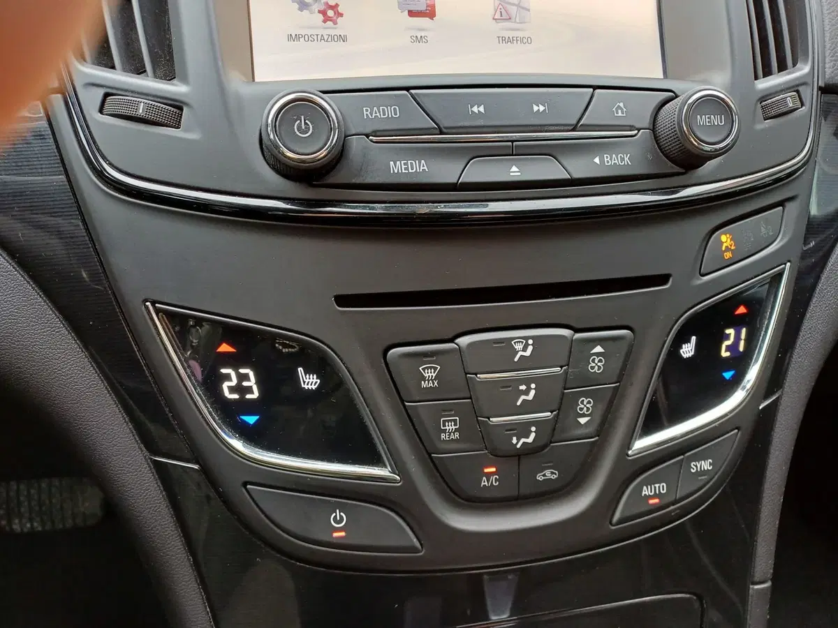 Opel Insignia Station Wagon usata a Modena (14)