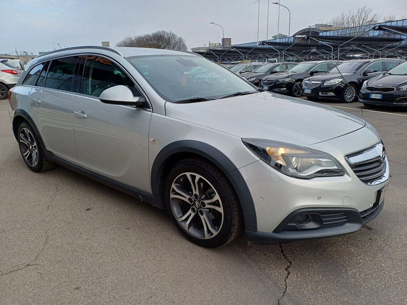 Opel Insignia Station Wagon usata a Modena (6)