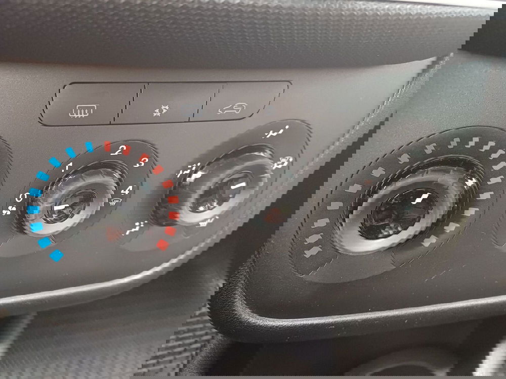 Fiat Punto usata a Modena (13)