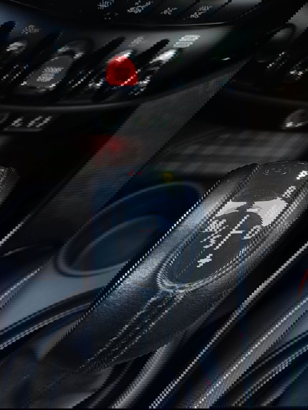 MINI Mini Clubman usata a Modena (13)