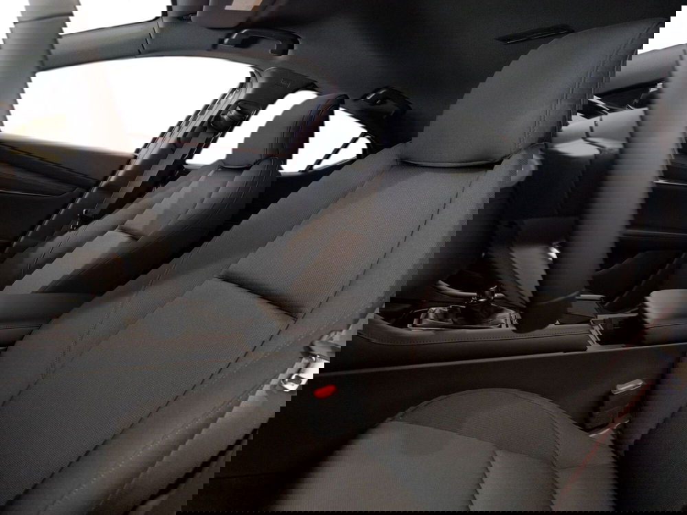 Mazda Mazda3 Hatchback nuova a Udine (8)