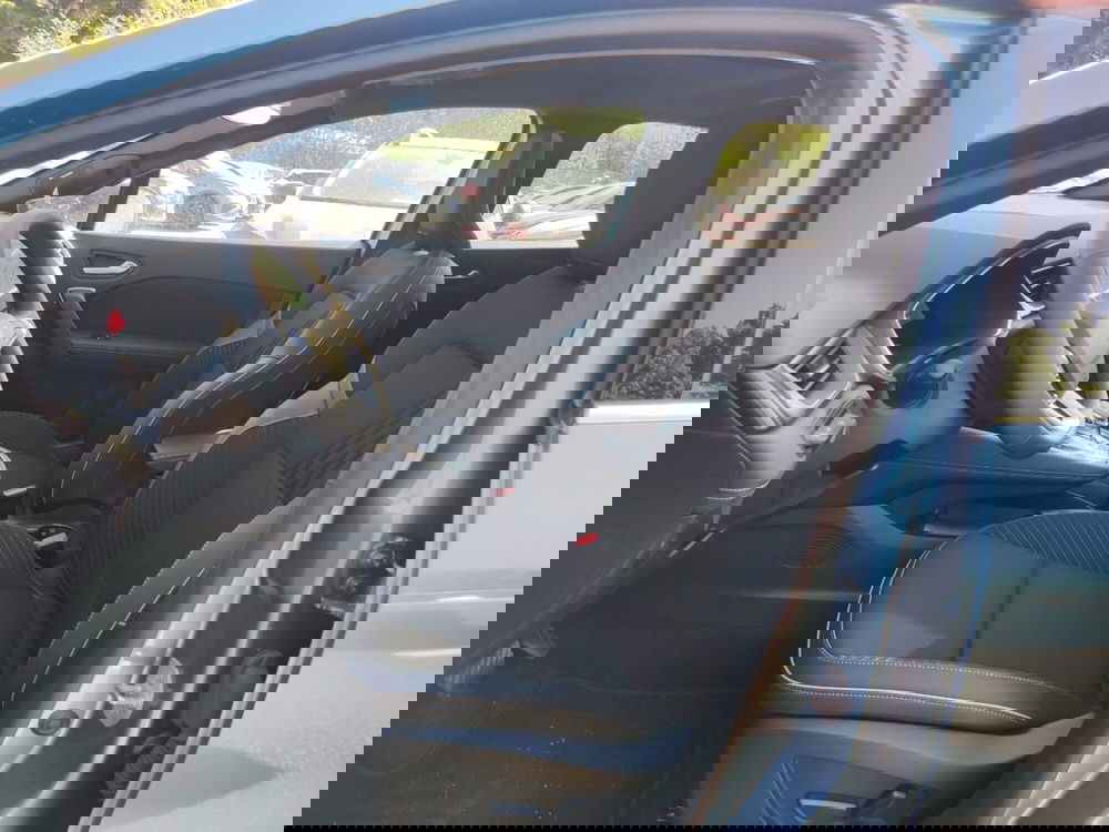 Renault Symbioz nuova a Latina (13)