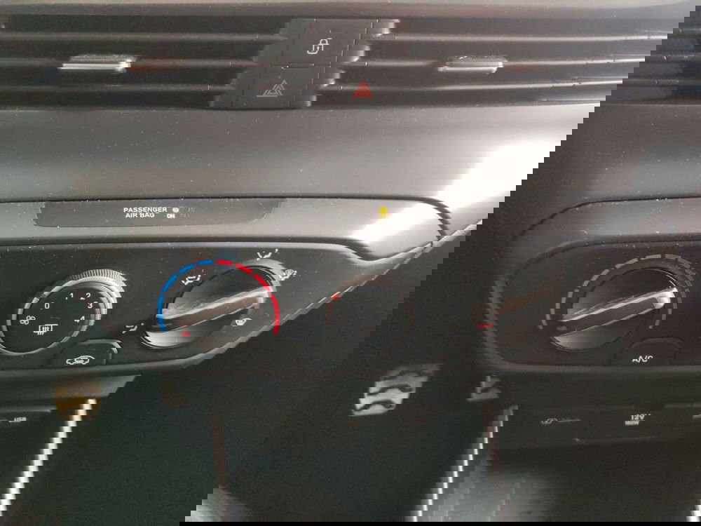 Hyundai Bayon usata a Roma (18)