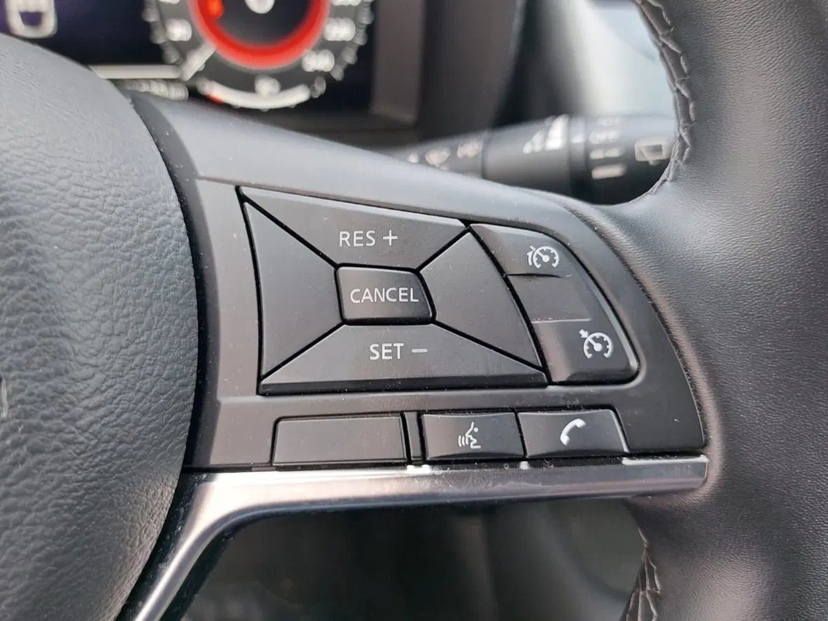 Nissan Juke usata a Pavia (11)