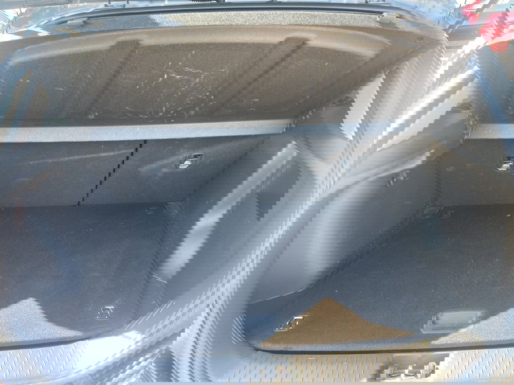 Hyundai Kona usata a Roma (10)