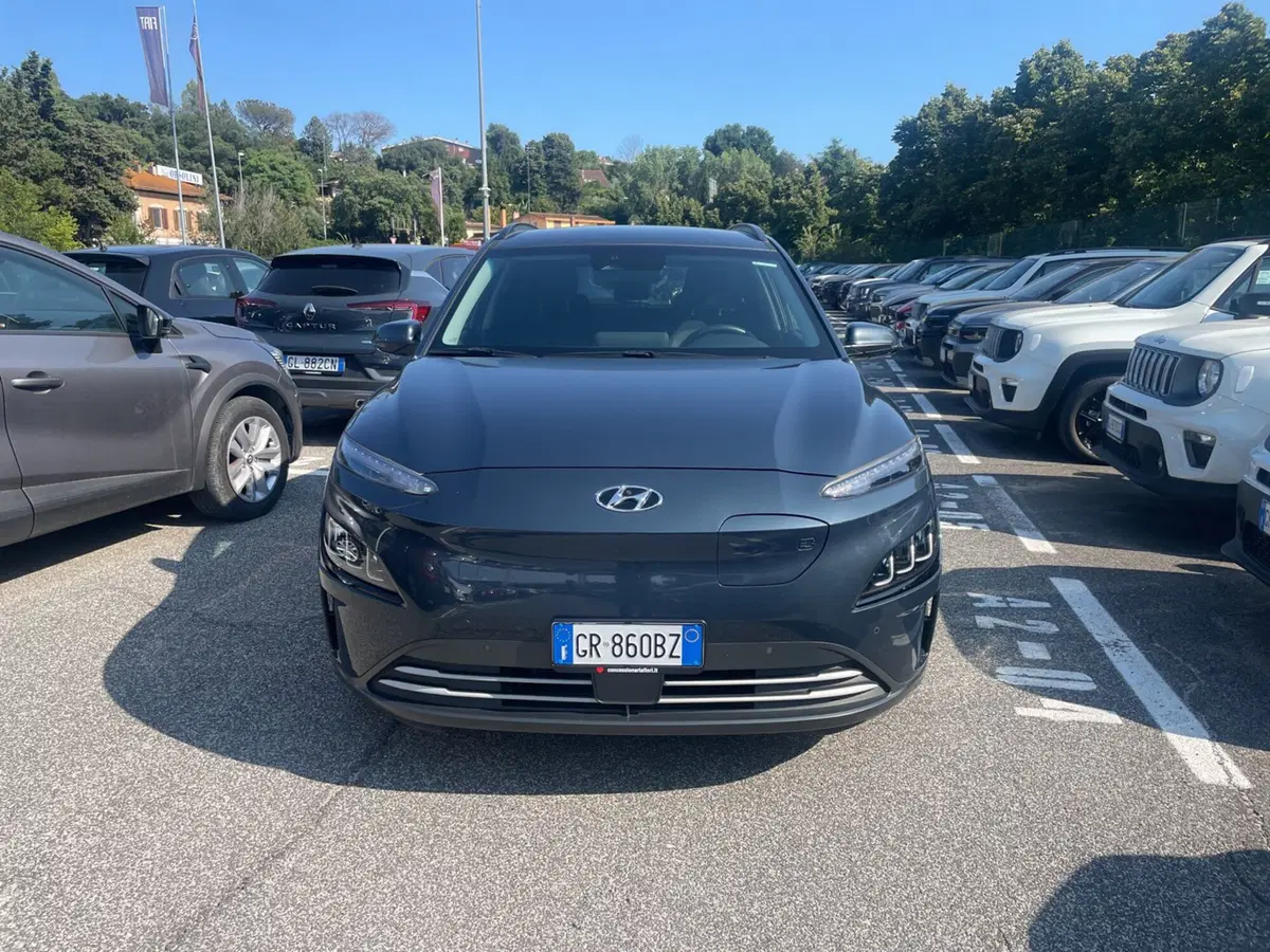 Hyundai Kona usata a Roma (6)