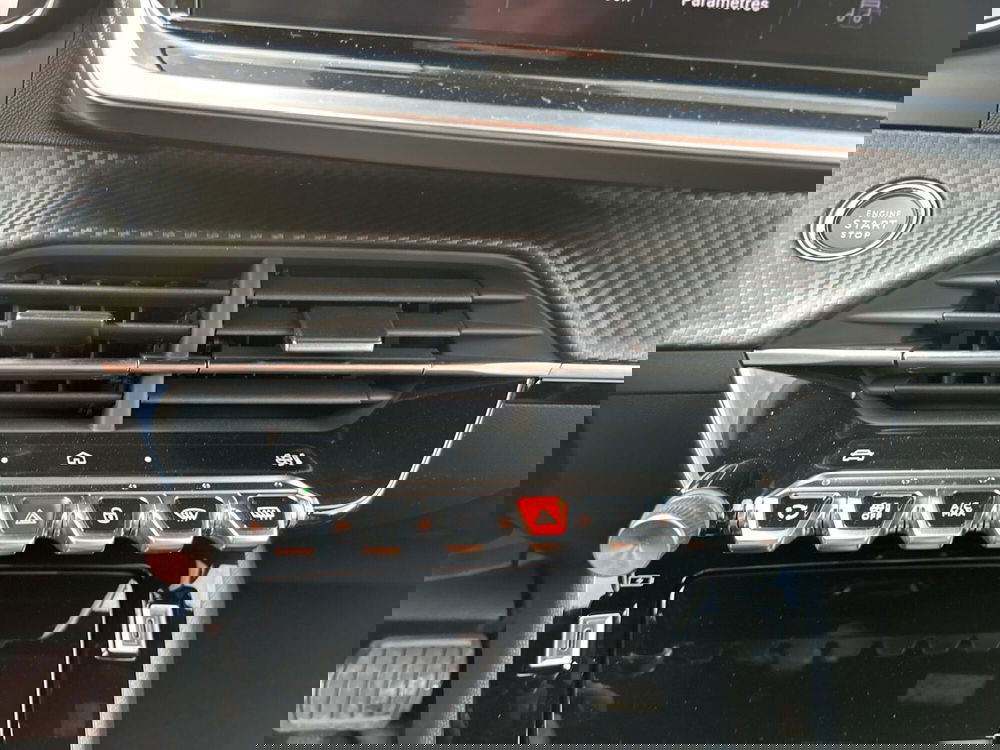 Peugeot 2008 nuova a Roma (16)