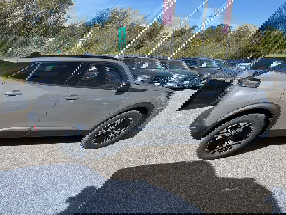 Peugeot 2008 nuova a Latina (6)