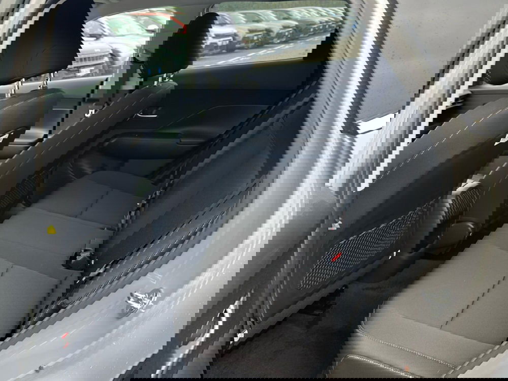 Hyundai Kona nuova a Roma (12)