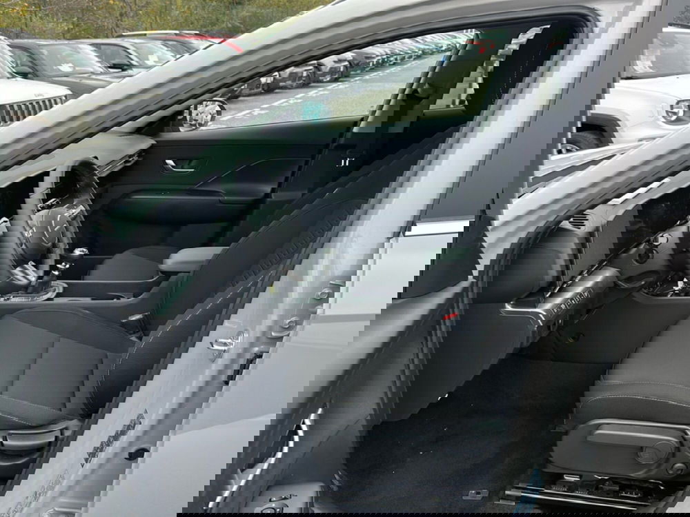 Hyundai Kona nuova a Roma (13)