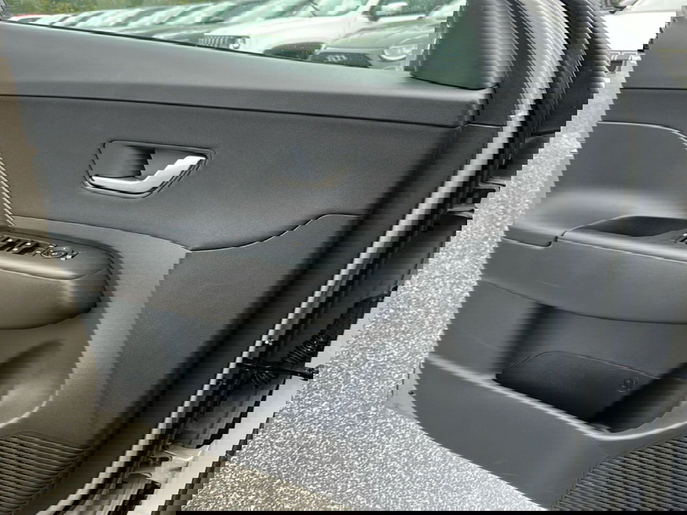 Hyundai Kona nuova a Roma (20)