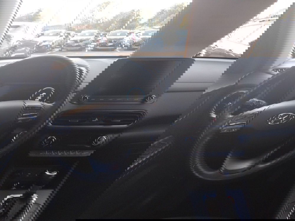 Hyundai Kona usata a Latina (12)