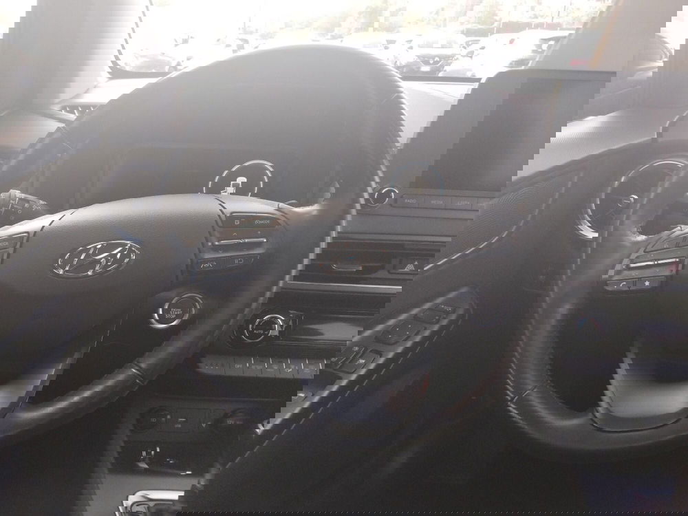 Hyundai Kona usata a Latina (13)