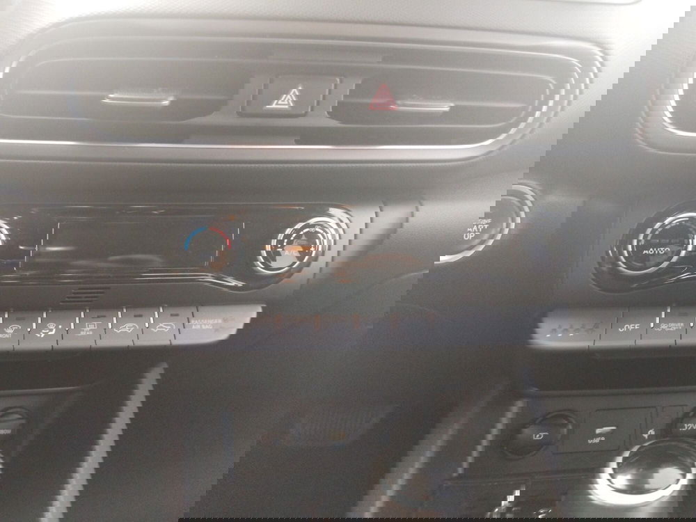 Hyundai Kona usata a Latina (14)