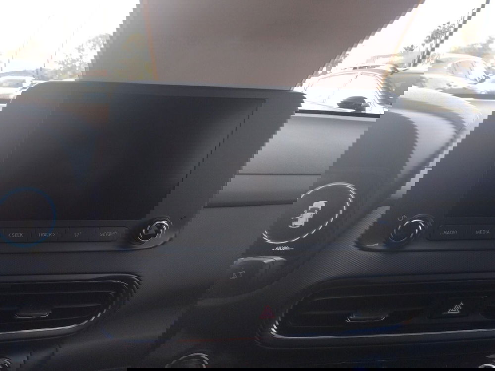 Hyundai Kona usata a Latina (15)