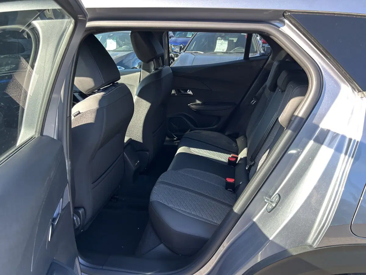Peugeot 2008 nuova a Roma (12)