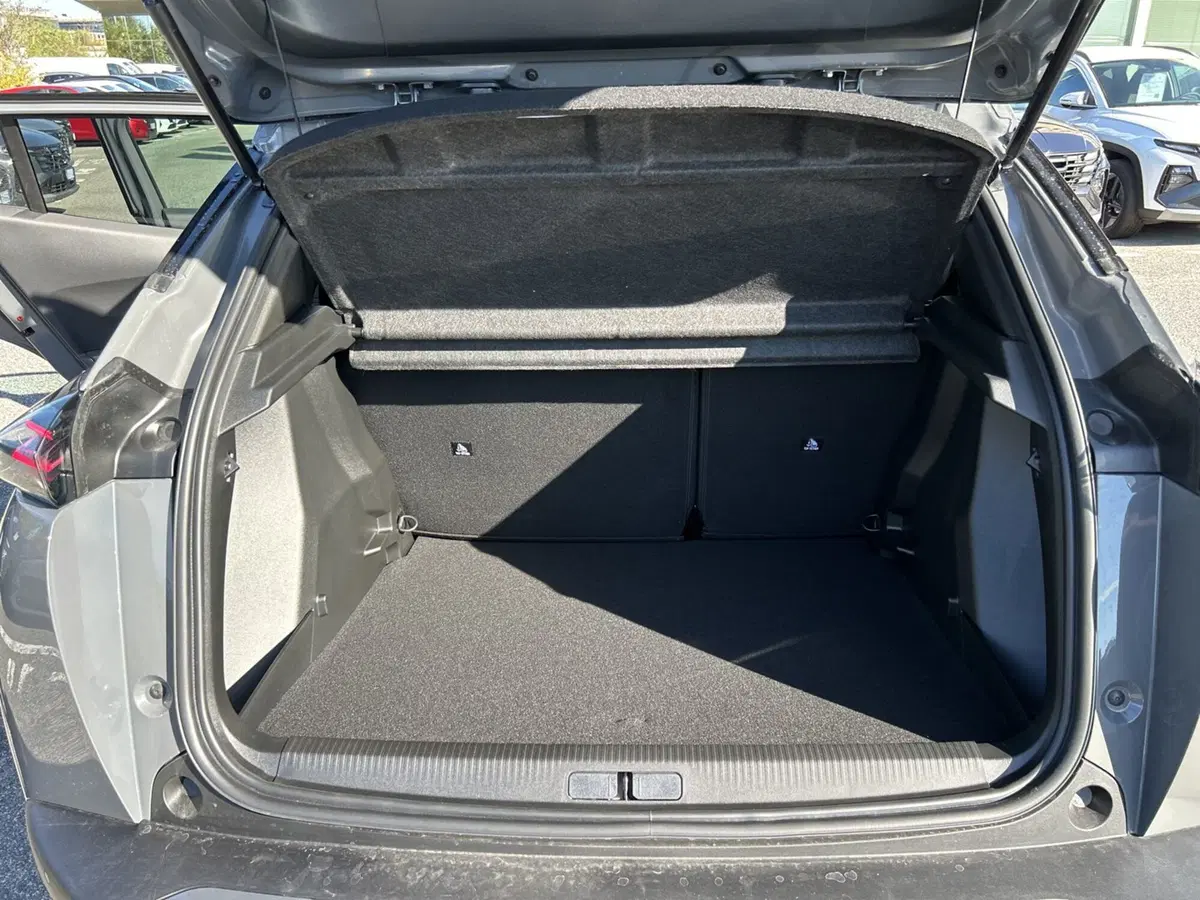 Peugeot 2008 nuova a Roma (10)