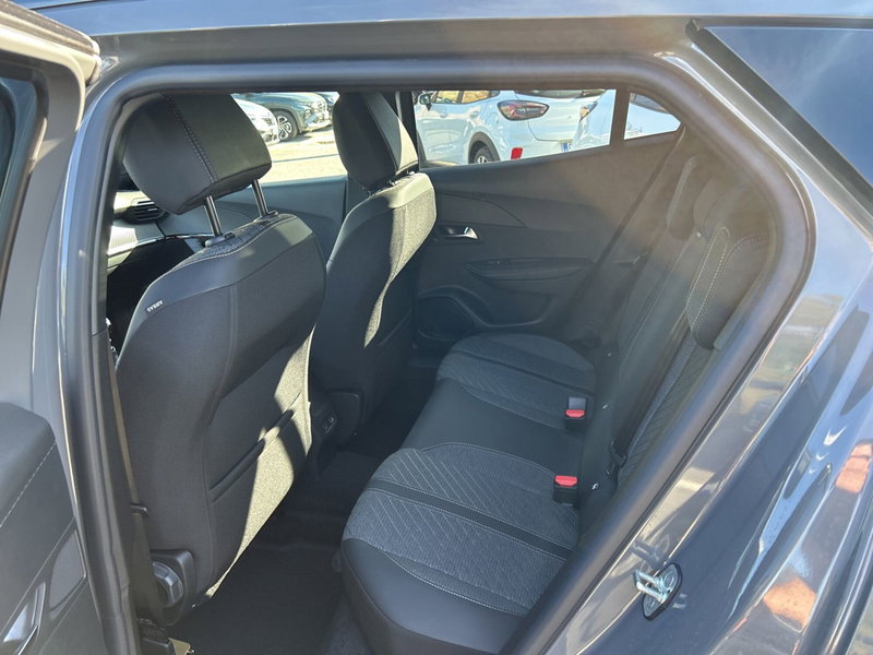 Peugeot 2008 nuova a Roma (12)