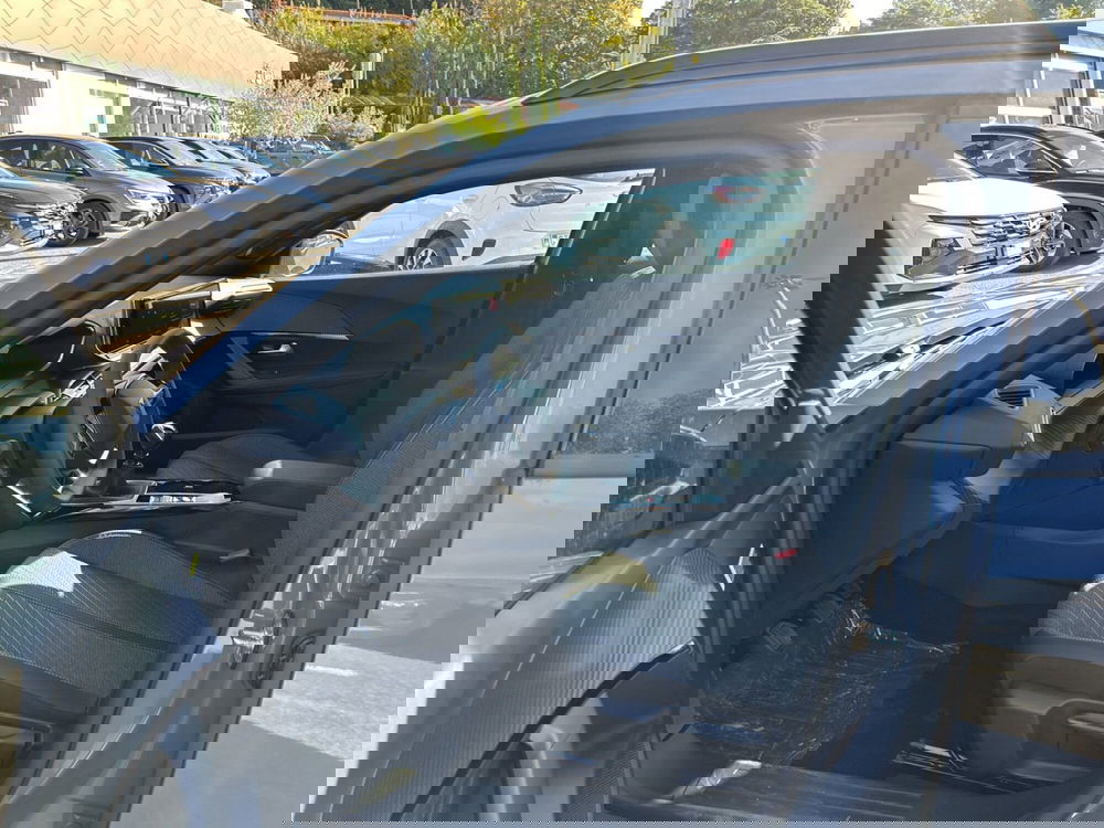 Peugeot 2008 nuova a Roma (13)