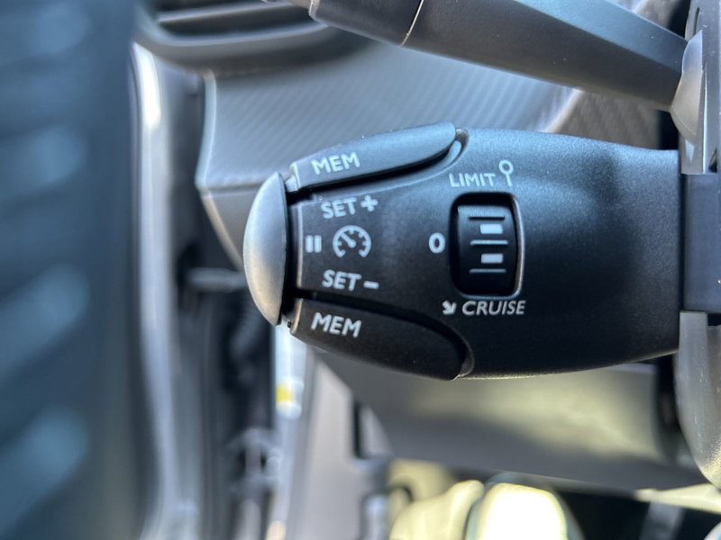 Peugeot 2008 nuova a Roma (14)