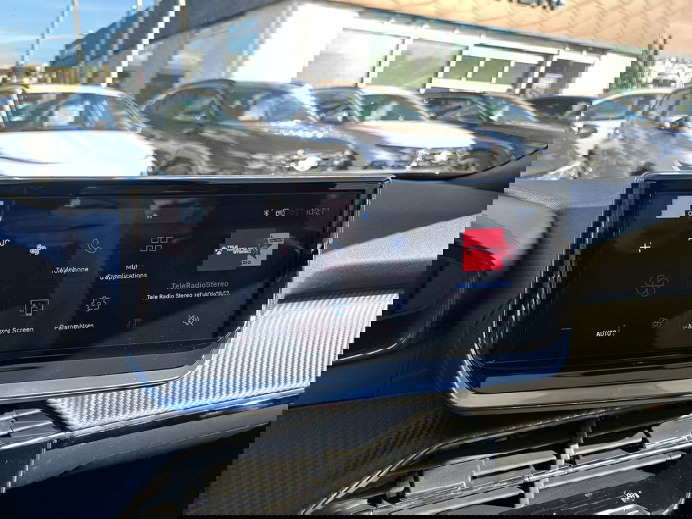 Peugeot 2008 nuova a Roma (17)