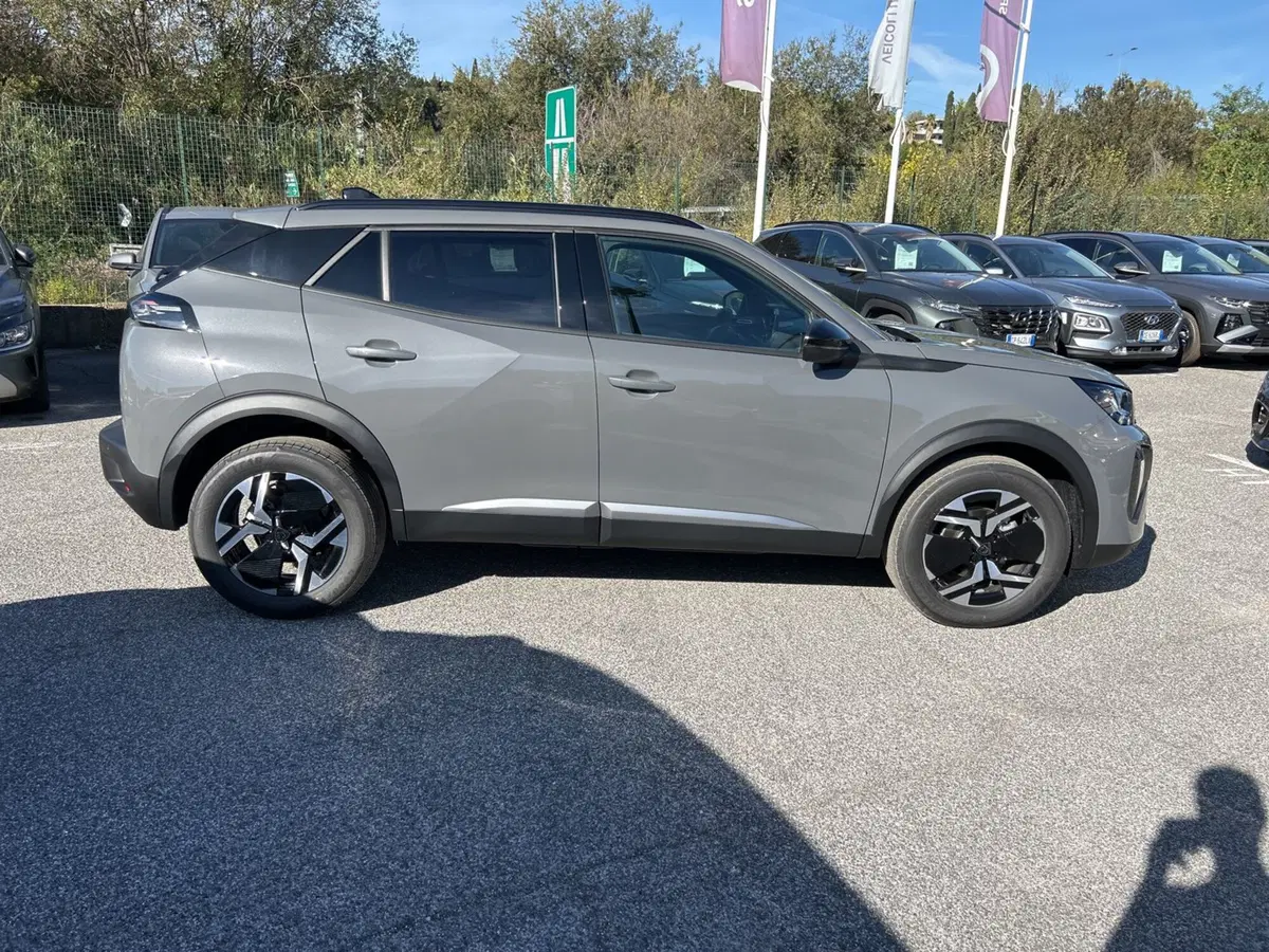 Peugeot 2008 nuova a Roma (6)
