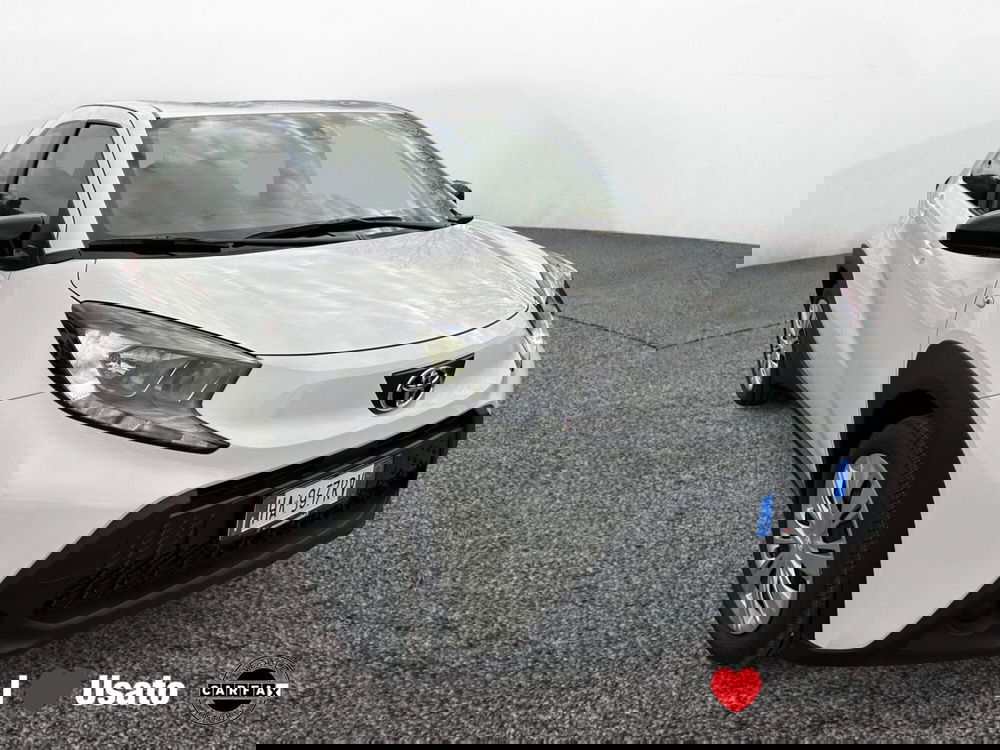 Toyota Aygo X nuova a Latina (2)