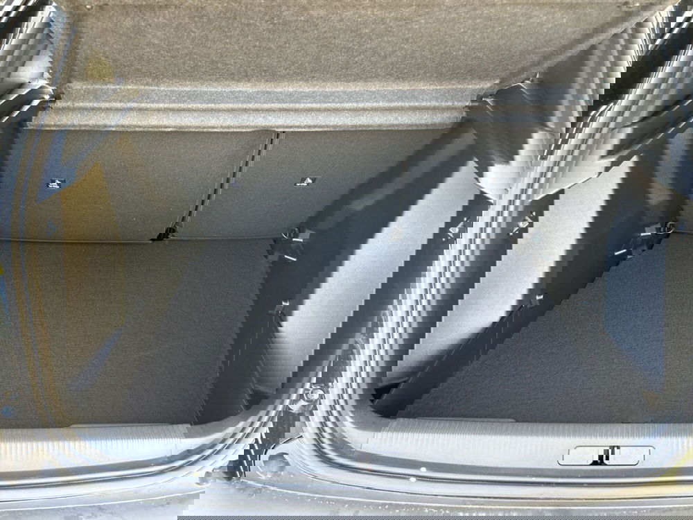 Peugeot 2008 nuova a Roma (10)