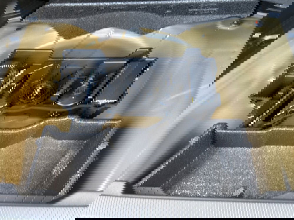 Peugeot 2008 nuova a Roma (11)